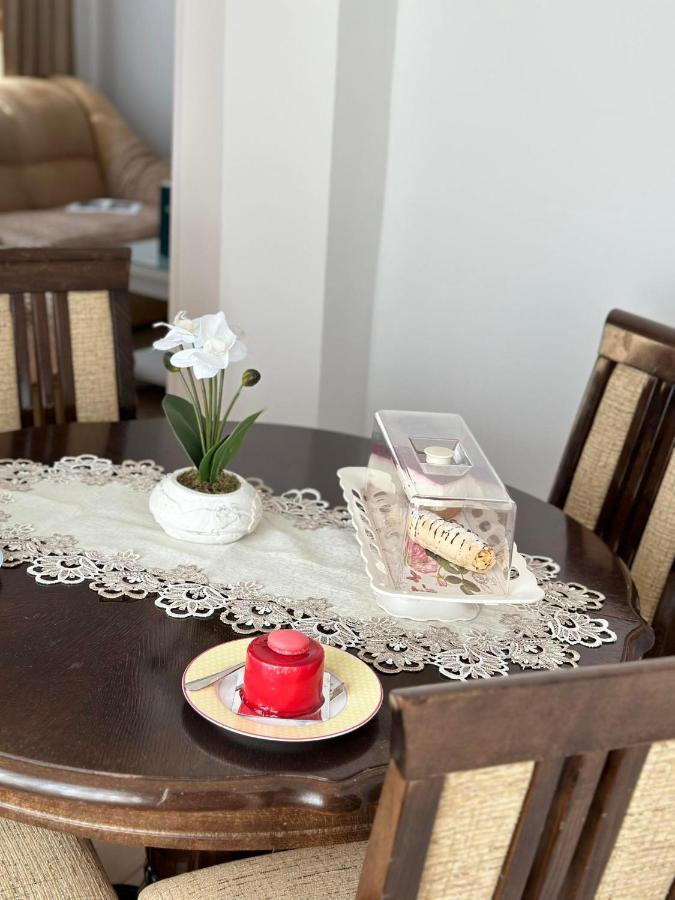 Apartmani Emily & Jully Nikšić Buitenkant foto