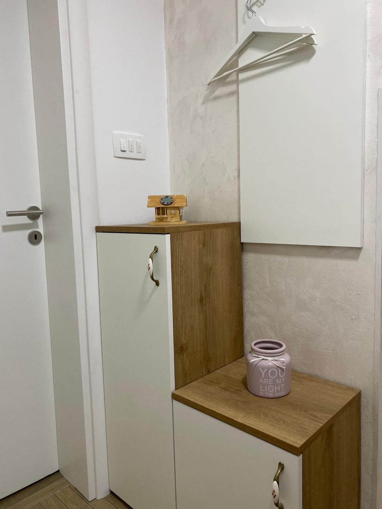 Apartmani Emily & Jully Nikšić Buitenkant foto